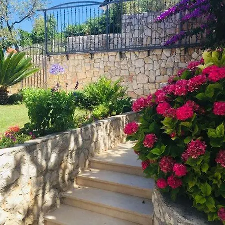 Adriana - Right By The Sea Trogir