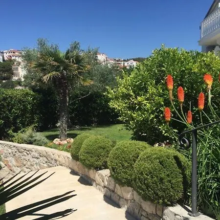 Apartment Adriana - Right By The Sea *