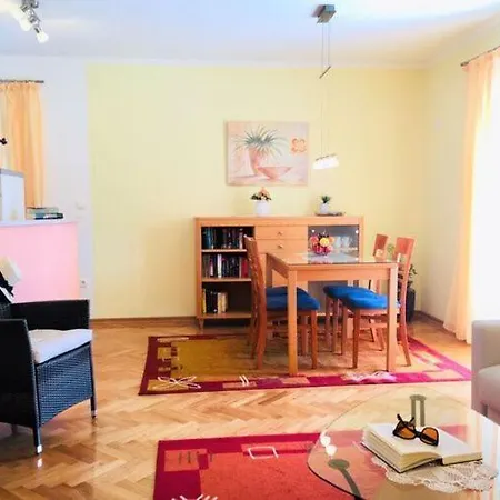Apartment Adriana - Right By The Sea